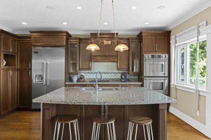 Photo 12 at 1371 Burnside Road, Chartwell, West Vancouver