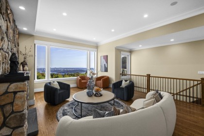 Photo 3 at 1371 Burnside Road, Chartwell, West Vancouver
