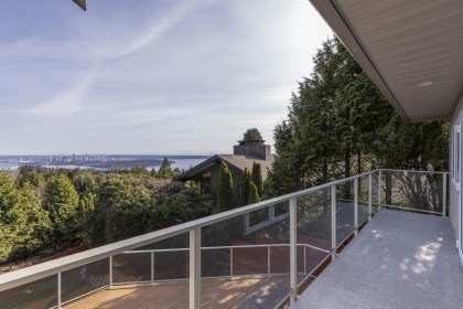 Photo 20 at 1371 Burnside Road, Chartwell, West Vancouver