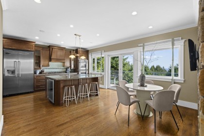 Photo 9 at 1371 Burnside Road, Chartwell, West Vancouver