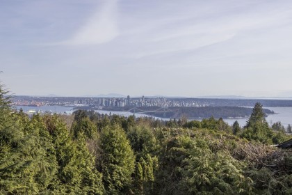 Photo 38 at 1371 Burnside Road, Chartwell, West Vancouver