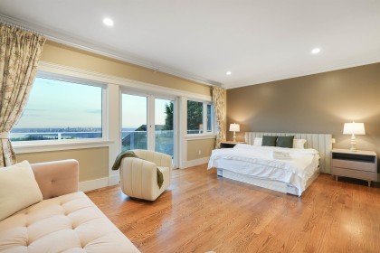 Photo 19 at 1371 Burnside Road, Chartwell, West Vancouver
