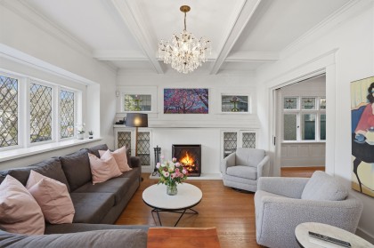 Photo 2 at 3350 W 3rd Avenue, Kitsilano, Vancouver West