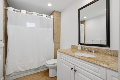 Photo 17 at 3350 W 3rd Avenue, Kitsilano, Vancouver West