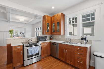 Photo 5 at 3350 W 3rd Avenue, Kitsilano, Vancouver West