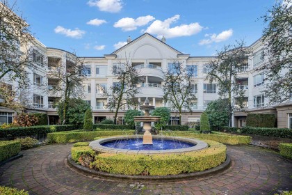 Photo 3 at 328 - 5735 Hampton Place, University VW, Vancouver West