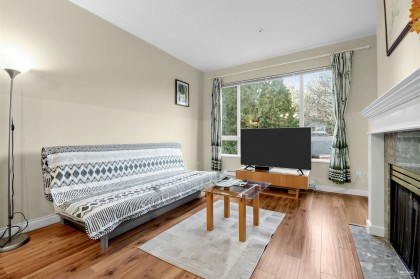 Photo 4 at 328 - 5735 Hampton Place, University VW, Vancouver West