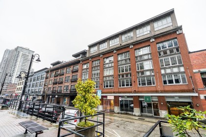 Photo 22 at 406 - 1072 Hamilton Street, Yaletown, Vancouver West