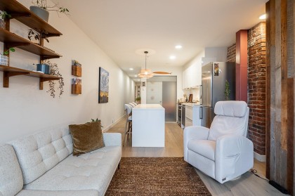 Photo 3 at 406 - 1072 Hamilton Street, Yaletown, Vancouver West