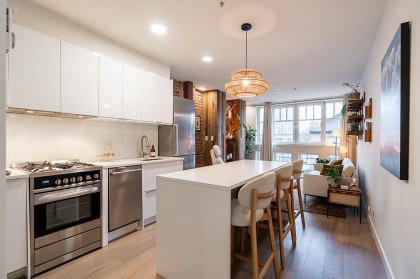 Photo 10 at 406 - 1072 Hamilton Street, Yaletown, Vancouver West