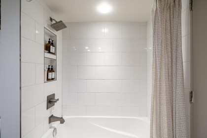 Photo 15 at 406 - 1072 Hamilton Street, Yaletown, Vancouver West