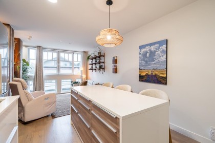 Photo 8 at 406 - 1072 Hamilton Street, Yaletown, Vancouver West