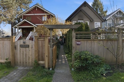 Photo 2 at 3428 W 7th Avenue, Kitsilano, Vancouver West