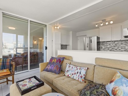 Photo 11 at 1102 - 5425 Yew Street, Kerrisdale, Vancouver West