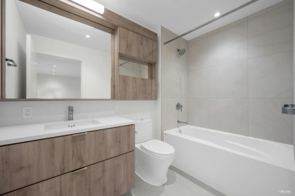 Photo 6 at 320 - 755 Harbourside Drive, Harbourside, North Vancouver