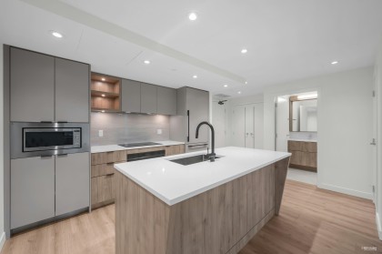 Photo 4 at 320 - 755 Harbourside Drive, Harbourside, North Vancouver