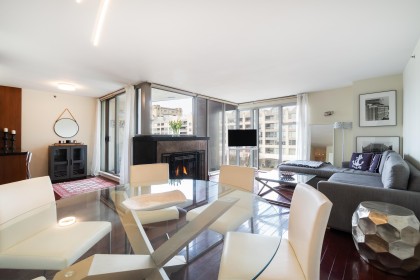 Photo 5 at 503 - 990 Beach Avenue, Yaletown, Vancouver West