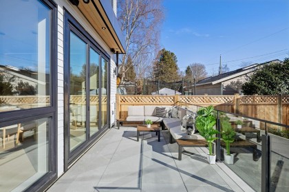 Photo 11 at 2 - 3036 W 13th Avenue, Kitsilano, Vancouver West