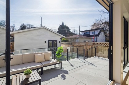 Photo 29 at 2 - 3036 W 13th Avenue, Kitsilano, Vancouver West