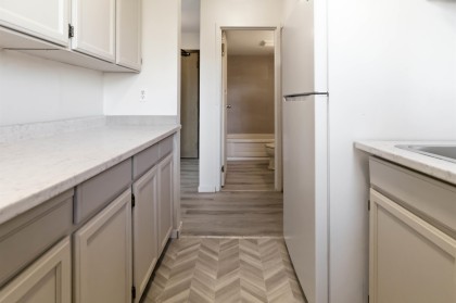 Photo 12 at 303 - 1296 W 70th Avenue, Marpole, Vancouver West