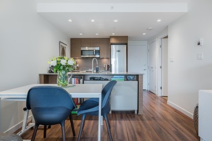 Photo 11 at 319 - 135 E 17th Street, Central Lonsdale, North Vancouver