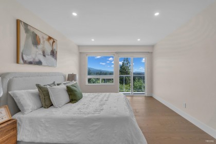 Photo 9 at 818 Younette Drive, Sentinel Hill, West Vancouver