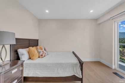 Photo 11 at 818 Younette Drive, Sentinel Hill, West Vancouver