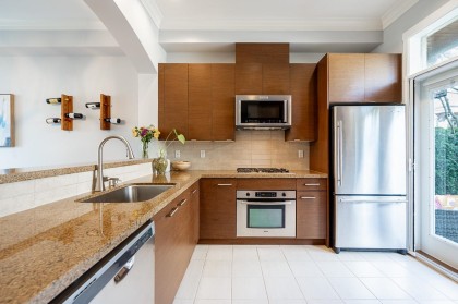 Photo 13 at 991 W 38th Avenue, Cambie, Vancouver West