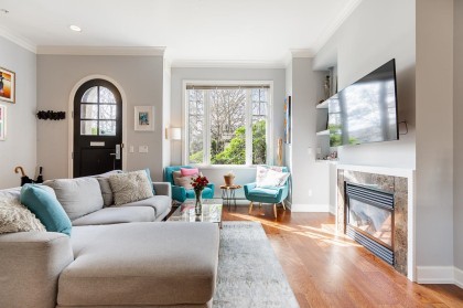 Photo 8 at 991 W 38th Avenue, Cambie, Vancouver West