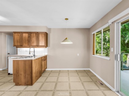 Photo 12 at 1110 Lodge Road, Canyon Heights NV, North Vancouver