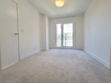 Photo 13 at 608 - 2785 Library Lane, Lynn Valley, North Vancouver