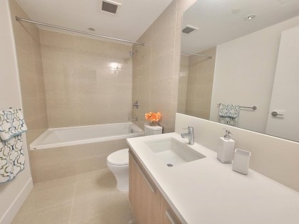 Photo 9 at 608 - 2785 Library Lane, Lynn Valley, North Vancouver