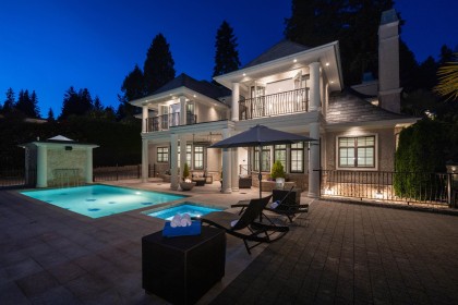 Photo 2 at 2912 Mathers Avenue, Altamont, West Vancouver
