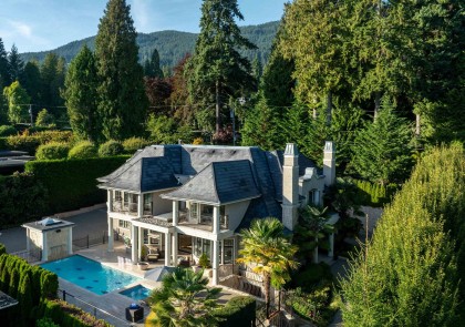 Photo 5 at 2912 Mathers Avenue, Altamont, West Vancouver