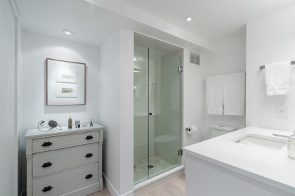 Photo 12 at 807 - 150 24th Street, Dundarave, West Vancouver