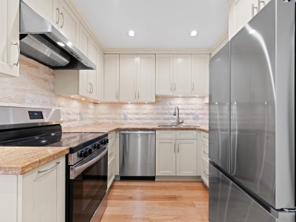 Photo 13 at 601 - 738 Broughton Street, West End VW, Vancouver West