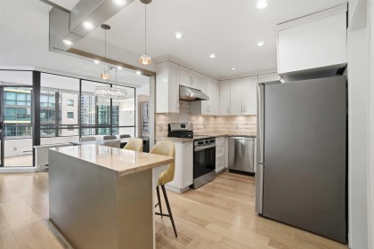 Photo 12 at 601 - 738 Broughton Street, West End VW, Vancouver West