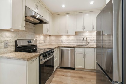 Photo 15 at 601 - 738 Broughton Street, West End VW, Vancouver West