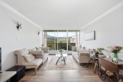 Photo 6 at 2006 - 2024 Fullerton Avenue, Pemberton NV, North Vancouver