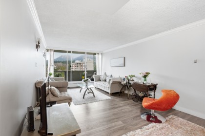 Photo 5 at 2006 - 2024 Fullerton Avenue, Pemberton NV, North Vancouver