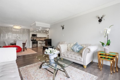 Photo 9 at 2006 - 2024 Fullerton Avenue, Pemberton NV, North Vancouver