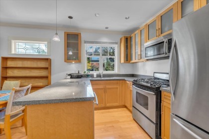 Photo 5 at 2301 Stephens Street, Kitsilano, Vancouver West