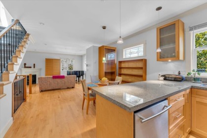 Photo 4 at 2301 Stephens Street, Kitsilano, Vancouver West