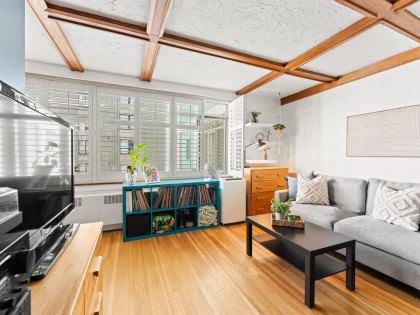 Photo 6 at 304 - 1975 Pendrell Street, West End VW, Vancouver West