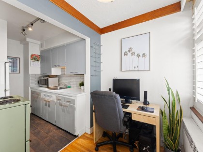 Photo 12 at 304 - 1975 Pendrell Street, West End VW, Vancouver West