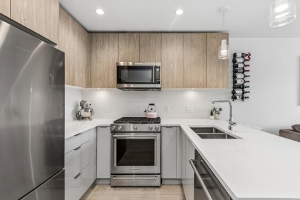 Photo 12 at 511 - 108 E 8th Street, Central Lonsdale, North Vancouver