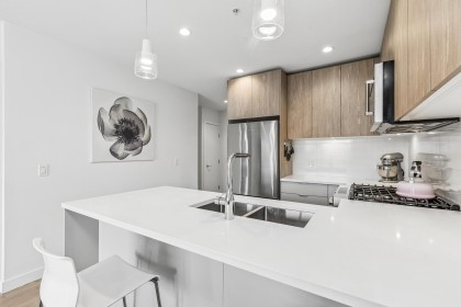 Photo 10 at 511 - 108 E 8th Street, Central Lonsdale, North Vancouver