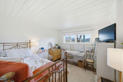 Photo 23 at 487 Roslyn Boulevard, Dollarton, North Vancouver