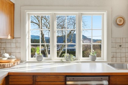 Photo 14 at 487 Roslyn Boulevard, Dollarton, North Vancouver