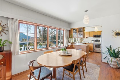 Photo 11 at 487 Roslyn Boulevard, Dollarton, North Vancouver